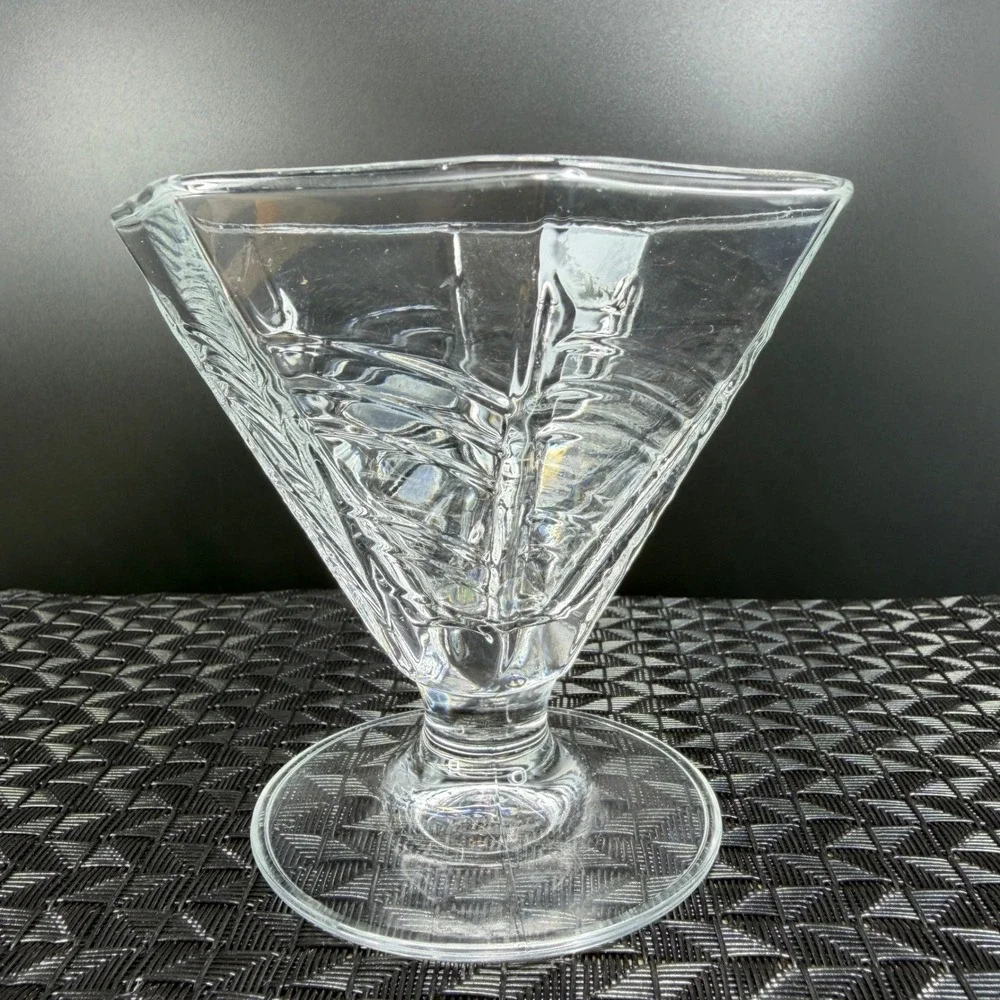 Dansk Summerhouse Clear Glass Footed Dessert Bowls Art Deco Hexagonal Set of 2‎
